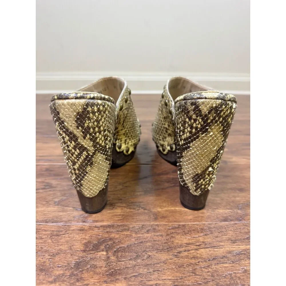 STUART WEITZMAN Genuine Snakeskin Brass Rivet Wooden Clog Platform, Sz 8.5